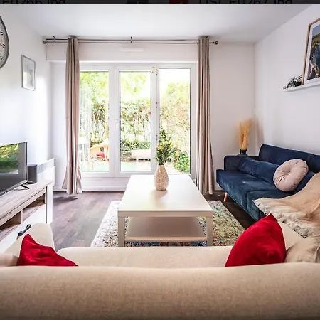 Appartement Le Havre De Paix A Suresnes Extérieur photo